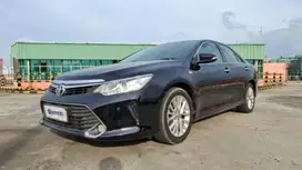 Low Angsuran Toyota Camry 2.5 V Bensin-AT 2015 STT