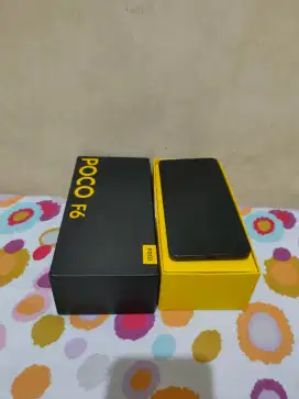 Poco f6 8/256  second