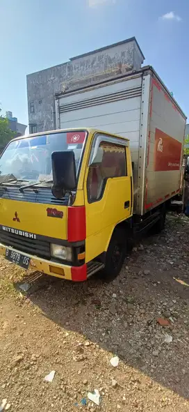 Mitsubishi FE 304 2002 Diesel