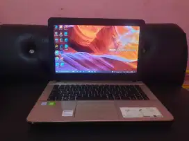 jaual beli laptop bekas macbook bekas matot /tt semua merek