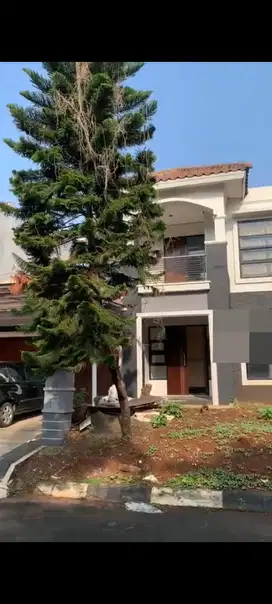 Di Jual Rumah Strategis di bukit Golf Riverside