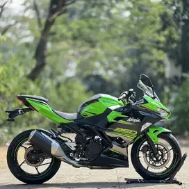 KAWASAKI NEW NINJA 250 SE KRT 2018 KM 20K PAJAK PANJANG SUPER MULUS