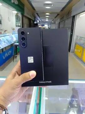 Samsung Galaxy Z Fold 5 5G 12/512 Super Duper Like New 99,9% Ori SEIN