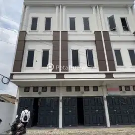 DIJUAL RUKO JALAN PERJUANGAN KOMPLEK PERJUANGAN SOHO - DAERAH SIDOREJO