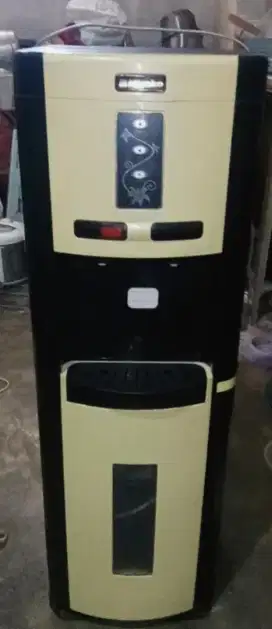 Dispenser miyako