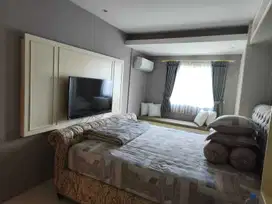 Puncak Bukit Golf view Golf 2BR jadi 1 dekat pakuwon mall