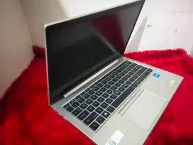 Laptop premium HP Elitebook 840 g8 core i5 gen 11 irisXe RAM16SSD512gb