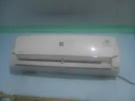 Jual AC bekas merek sharp