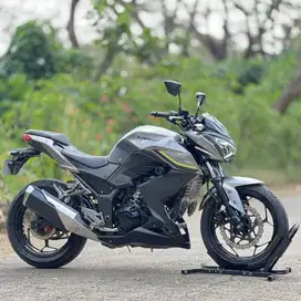 KAWASAKI Z250 2017 GREY KM LOW PAJAK HIDUP MULUS