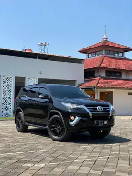 Murah !! Toyota Fortuner Vrz 2016