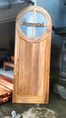 Pintu kusen Plengkung jati