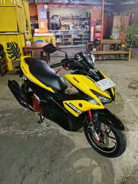 Yamaha aerox thn 2018 B dki surat komplit pajak hidup