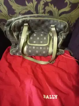 Tas bally pre loved