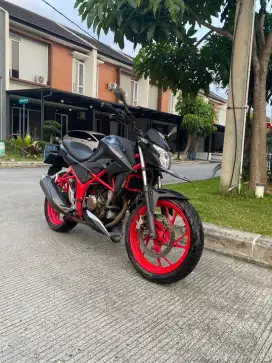 Honda CB150R 2016