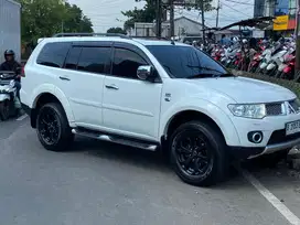 Mitsubishi Pajero Sport Dakar