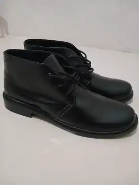 Sepatu PDH size 44