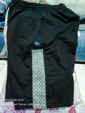 Kolor Pendek Branded