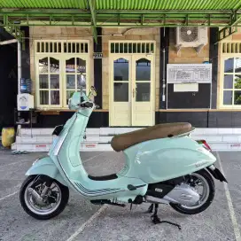 Vespa Primavera 150 iget ABS bukan Vespa Sprint th 2023