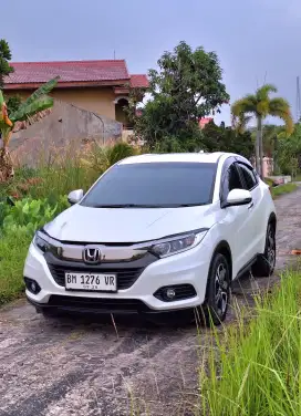 Hrv 2018 e cvt (matic) tangan pertama dari baru