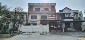 DIJUAL RUMAH MURAH 12 X 20 3 LANTAI DI REGANCY VILLA MELATI MAS BSD