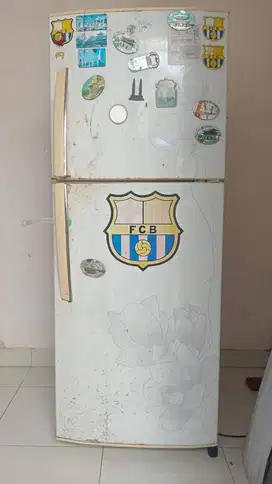 Dijual Kulkas dua pintu