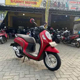 SCOOPY PRESTIGE 2023
