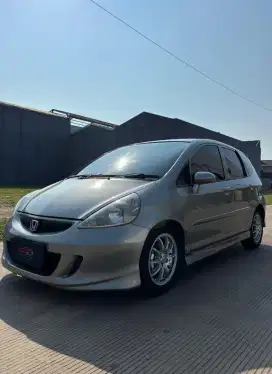 Mobil bekas Honda Jazz VTEC matic 2008