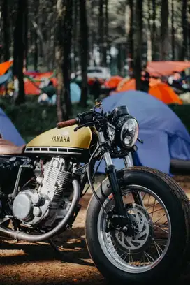 Yamaha sr 400 caferacer