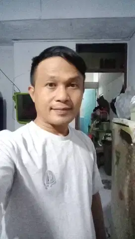 Butuh pekerjaan