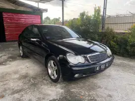 Mercy mercedes Benz w203 C180