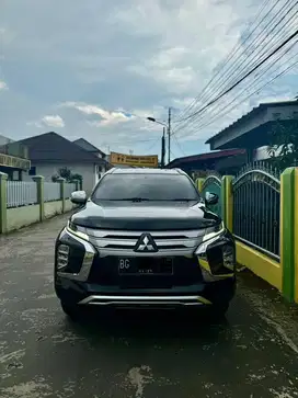 Pajero Sport 4x2 Dakar 2022 AT