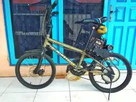 BMX pakai Mesin Rumput