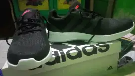 Adiddas cloudfoam 2.0 ukuran 47(1/3)