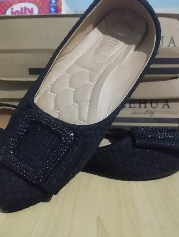 Sepatu wanita jiehua