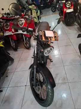 Kawasaki W175cc 2019 silver pemakaian 2021