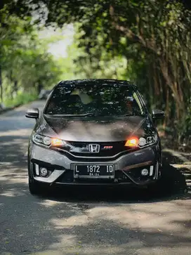 Honda Jazz Gk5 RS 2016 matic istimewa Low km