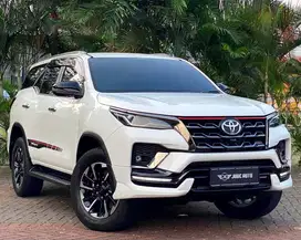 LOW KM TOYOTA FORTUNER 2.4 VRZ TRD 2021 (KICK SENSOR)