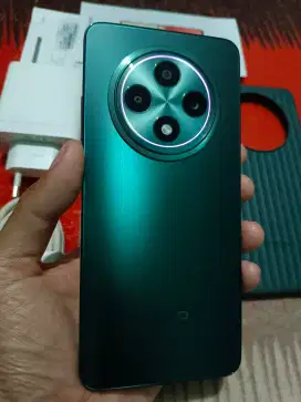 Oppo Reno 12F 5G (Ram 12/256. Dmty 6300) Nominus.