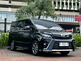 TOYOTA VOXY 2.0 AT 2019 GARANSI MESIN TRANSMISI 1 th