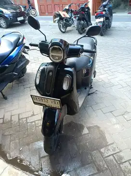 [Keyless] Yamaha Fazzio Neo Hybrid tahun 2022 warna Hitam Remote Black
