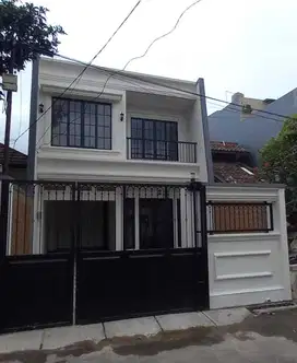 Rumah Baru 2 Lantai American Classic Siap Huni Di Larangan