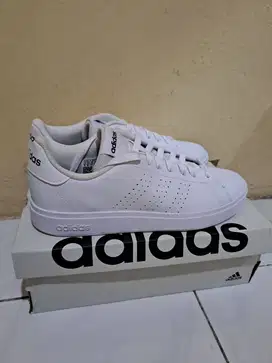 Sepatu Adidas Advantage Base 2.0