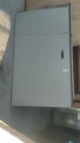 Lemari box listrik panel pabrik ukuran 180x100x100