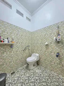 Rumah 2 lantai minimalis 2 kamar tidur sudah SHM pondok aren Tangsel