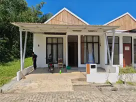 Disewakan Rumah Tahunan