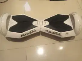 Hoverboard keluaran runwheel