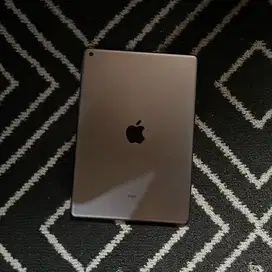 iPad Gen 8 32GB Wifi, Mulus Murah !