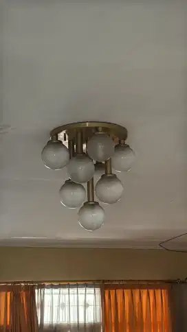 Lampu gantung mewah