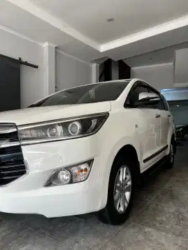 Toyota kijang innova Q matic th 2016
istimewa