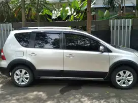 Nissan Livina 2011 Bensin